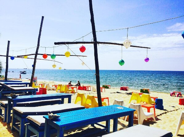 로리스 비치 바 푸꾸옥 (Rory’s Beach Bar Phu Quoc) 1