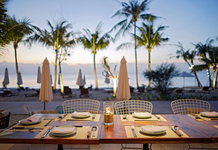 Shri Beach Club & Bar 1