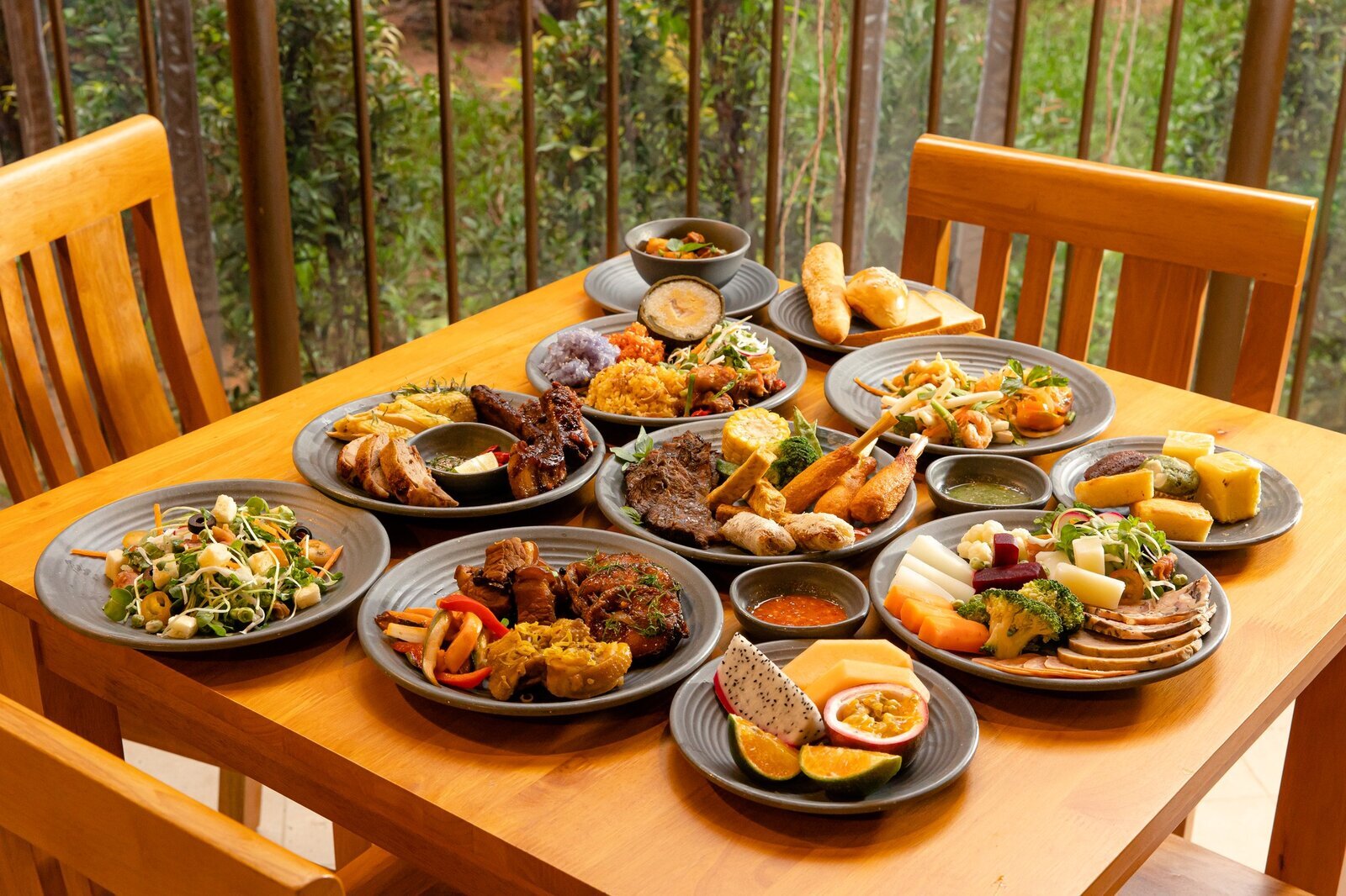 Nhà hàng Buffet Mango - Đảo Hòn Thơm 1
