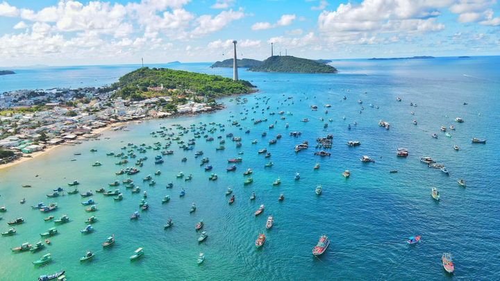 phu-quoc-dinh-vi-trung-tam-sinh-thai-nghi-duong-tai-chinh-sang-tao-quoc-te