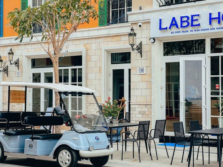 Labe Phu Quoc Hotel & Restaurant 1