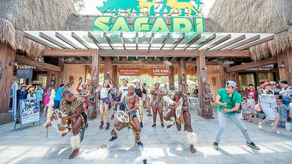 Show diễn vũ điệu Zulu 1
