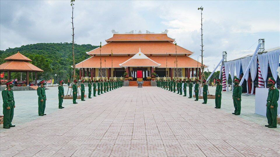 Phu Quoc City Martyrs' Shrine 1