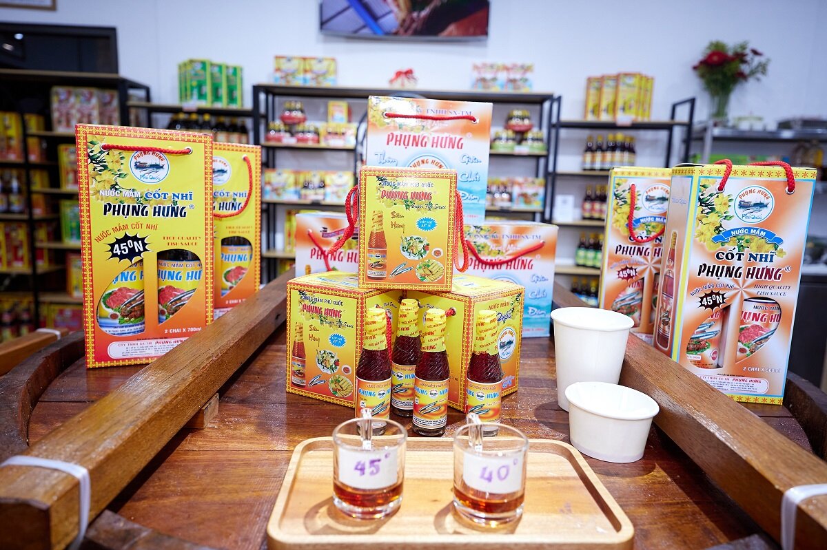 Showroom Phụng Hưng 1