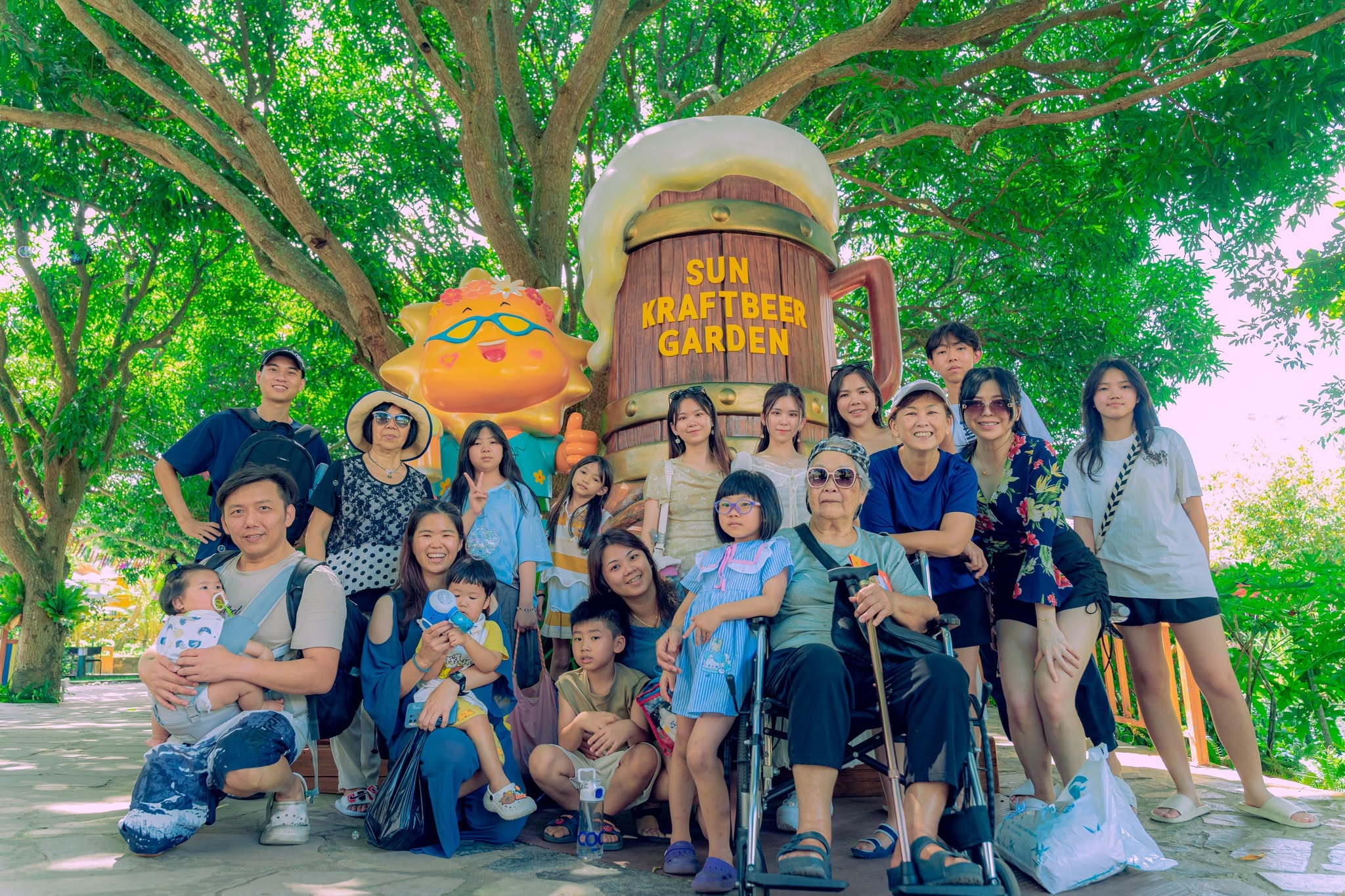 Đối với nhiều người, Sun Kraftbeer Garden chắc chắn là tọa độ không thể bỏ qua khi tìm kiếm dịch vụ ăn uống tại Hòn Thơm