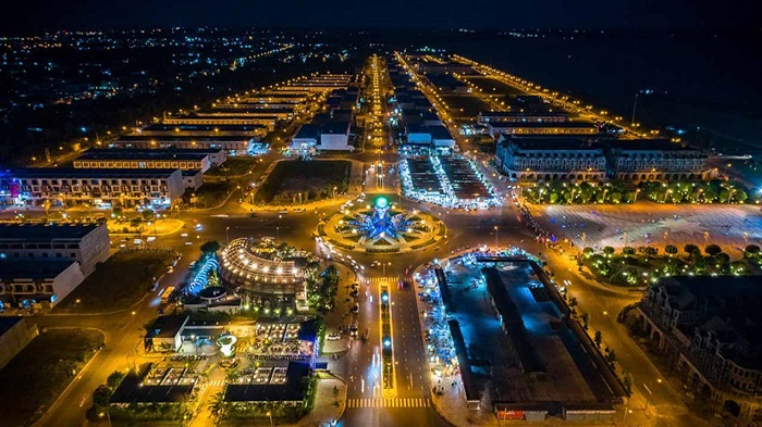 Thành phố Rạch Giá rực rỡ ánh đèn về đêm