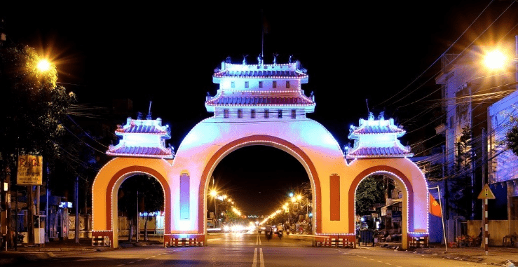 Cổng Tam Quan Rạch Giá là biểu tượng văn hóa gắn liền với đời sống địa phương