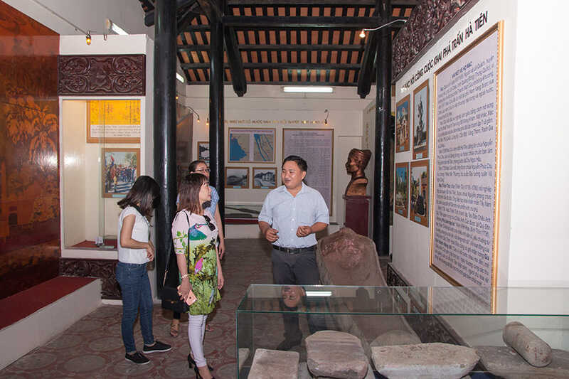 Không gian trưng bày bên trong bảo tàng Kiên Giang