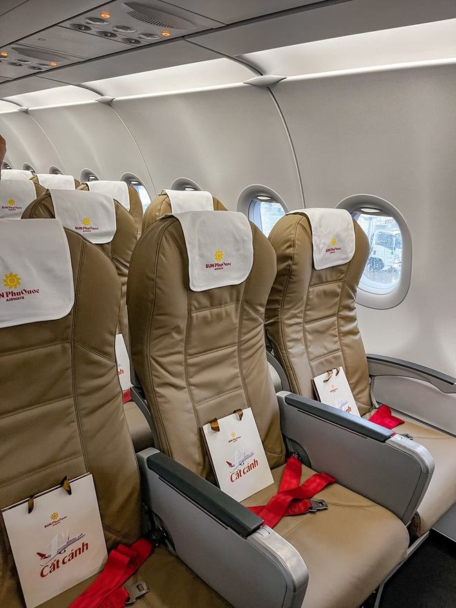 Ghế ngồi rộng rãi và êm ái của Sun PhuQuoc Airways được nhiều du khách khen ngợi