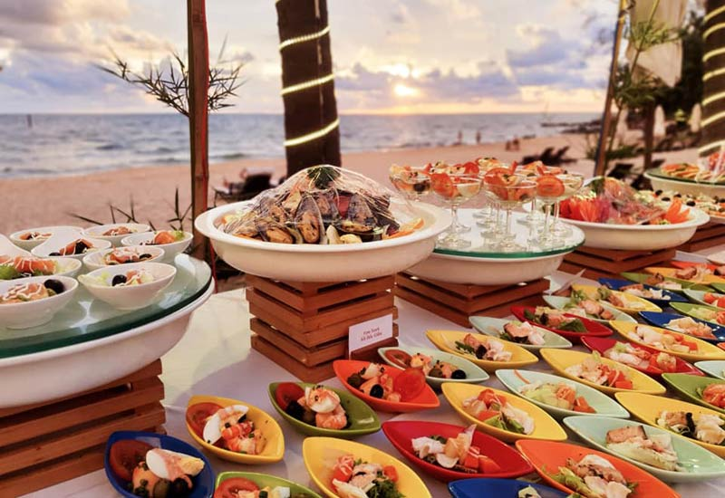 Hải sản tươi ngon tại nhà hàng The Shells