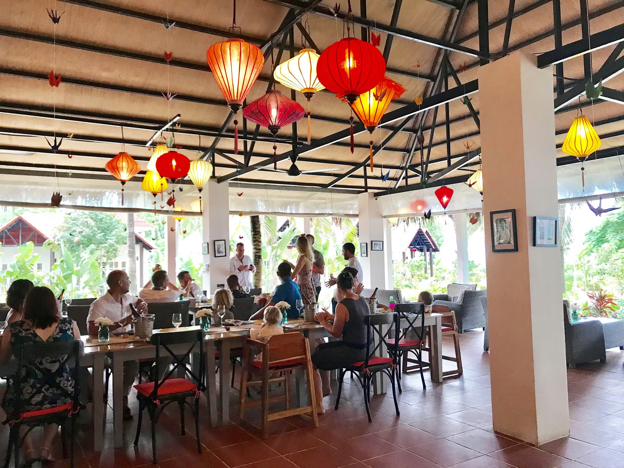 Không gian ven biển là một trong những điểm nhấn nổi bật tại nhà hàng Peppercorn 