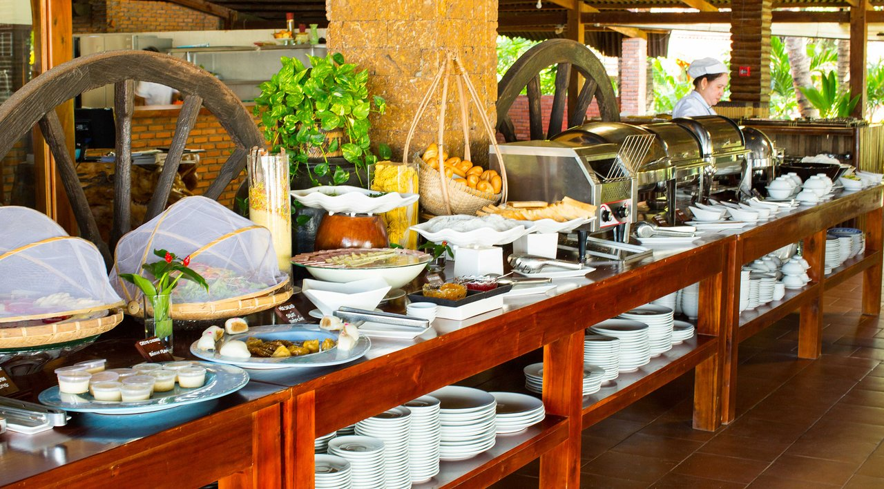 Thiết kế ấm cúng bên trong nhà hàng