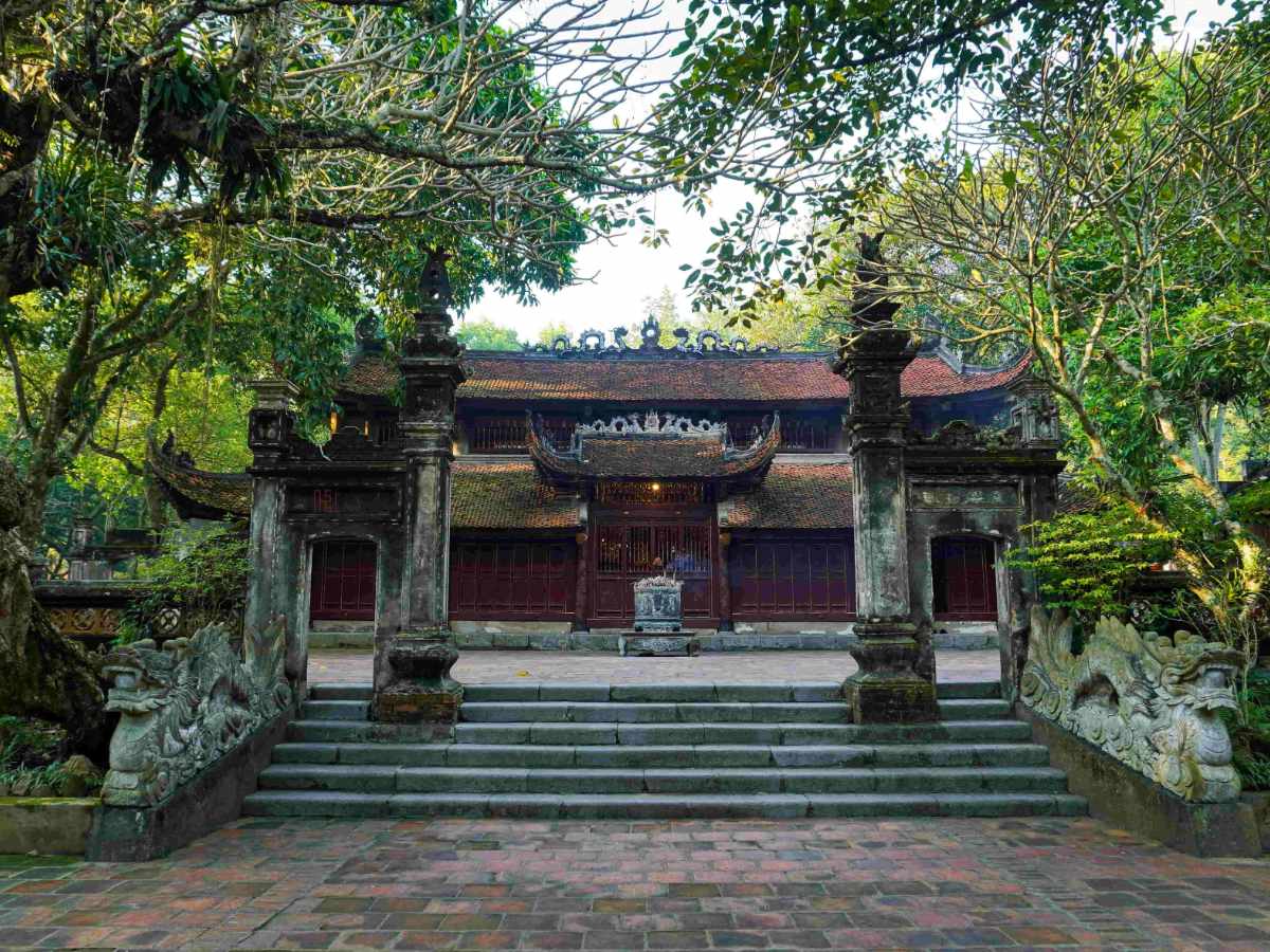 Buổi sáng chính là thời điểm vàng để bắt đầu hành trình tham quan Ô Tà Sóc. 