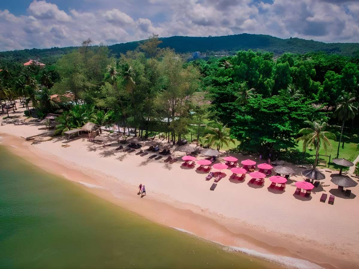 Arcadia Phú Quốc Resort sở hữu bãi biển riêng, không gian nghỉ dưỡng hòa quyện thiên nhiên tọa lạc tại Dương Đông.