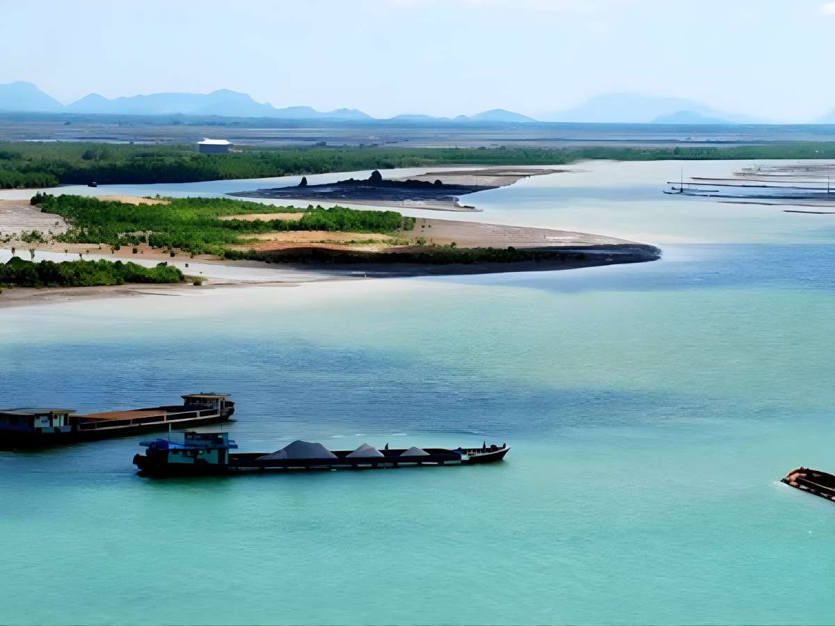 Không gian mặt nước Đầm Đông Hồ tạo điểm nhấn sinh thái đặc trưng vùng Phú Quốc.