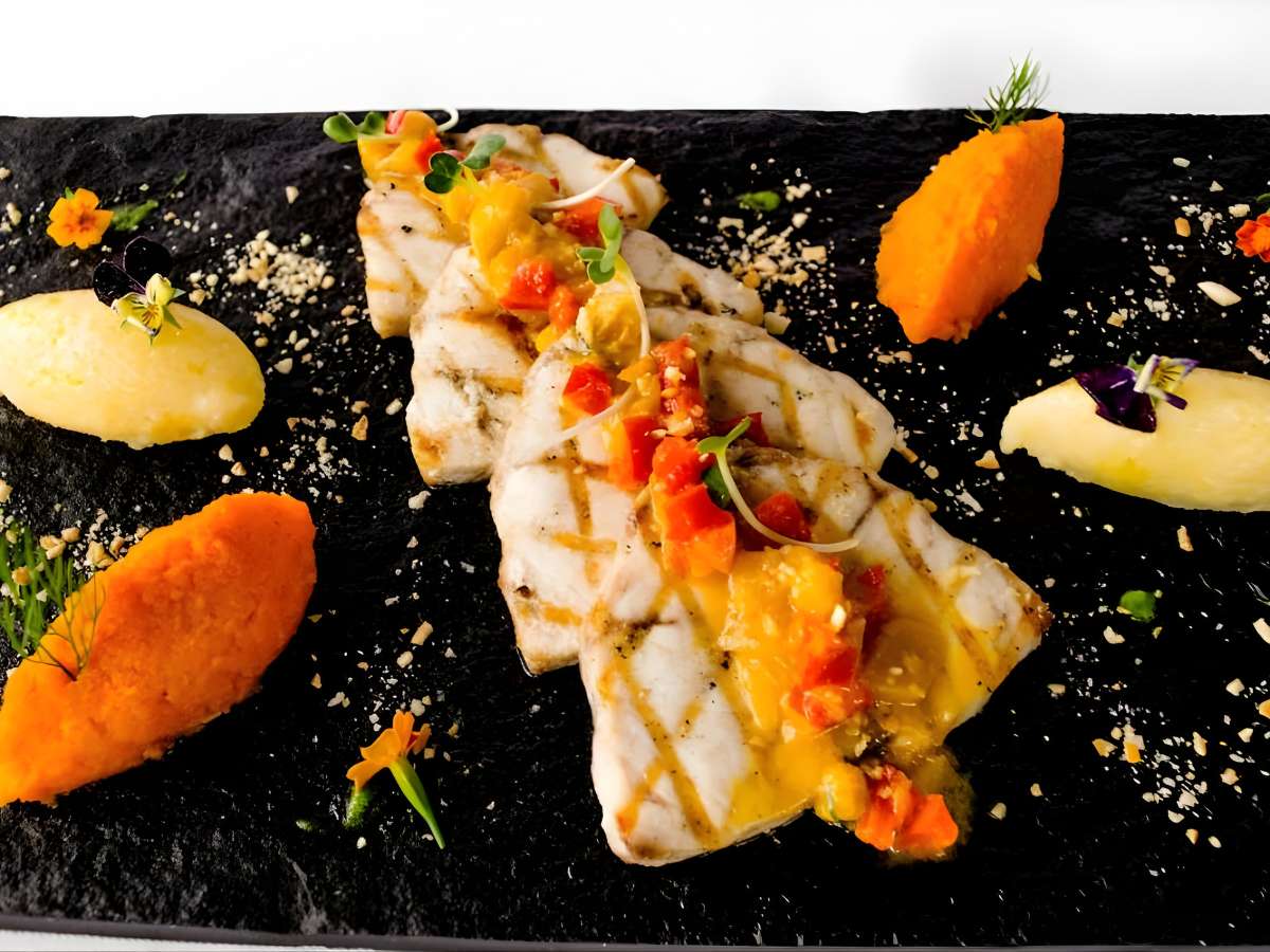 Nguyên liệu và nguồn cung Chen Sea Restaurant thể hiện sự tinh tế của ẩm thực biển đảo.