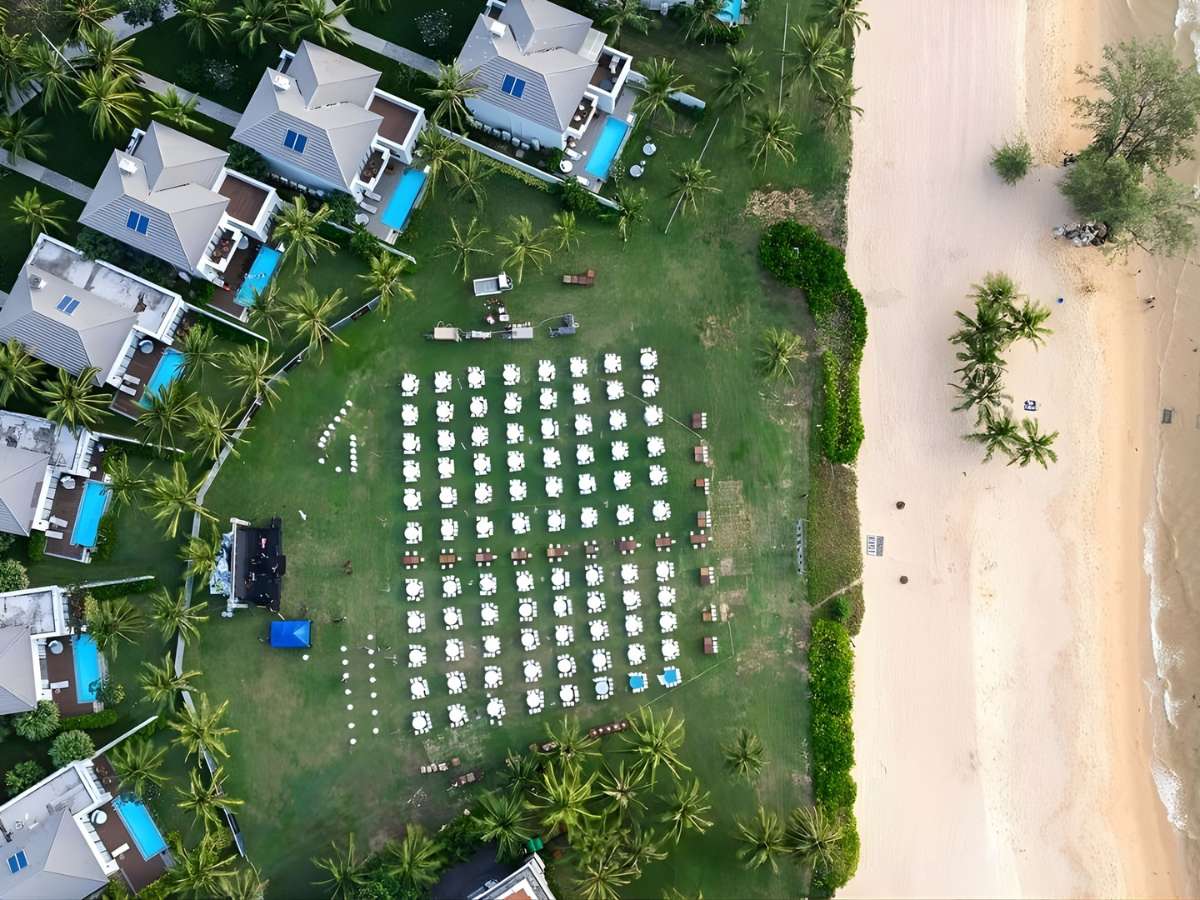 Khu nghỉ dưỡng Sheraton Phú Quốc nổi bật với không gian ven biển rộng mở tại khu vực Bắc Đảo.