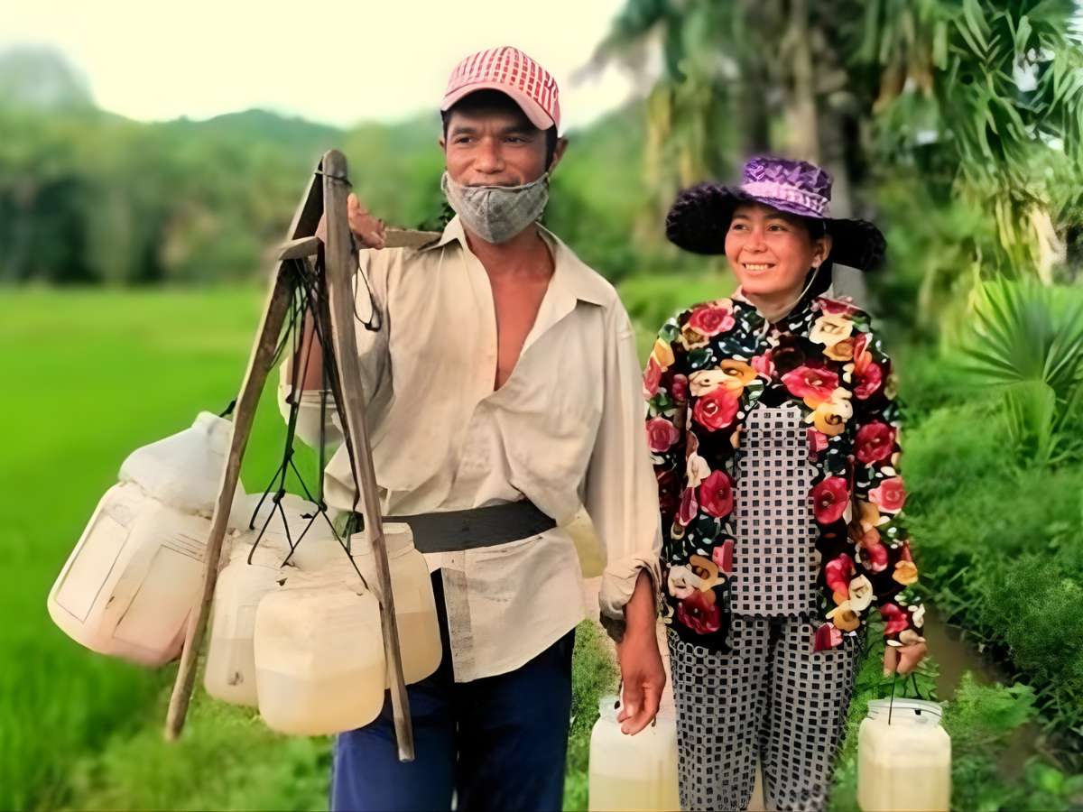 Cộng đồng Khmer An Giang sinh hoạt gắn bó với không gian nông nghiệp truyền thống Tri Tôn.