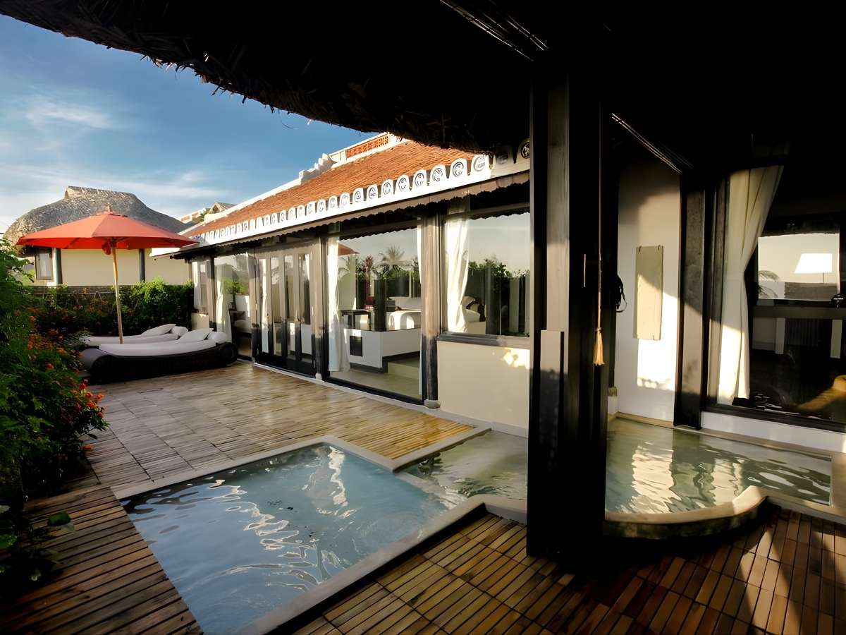 Chen Sea Resort & Spa Phu Quoc mang cách kiến trúc truyền thống hòa cùng thiên nhiên.