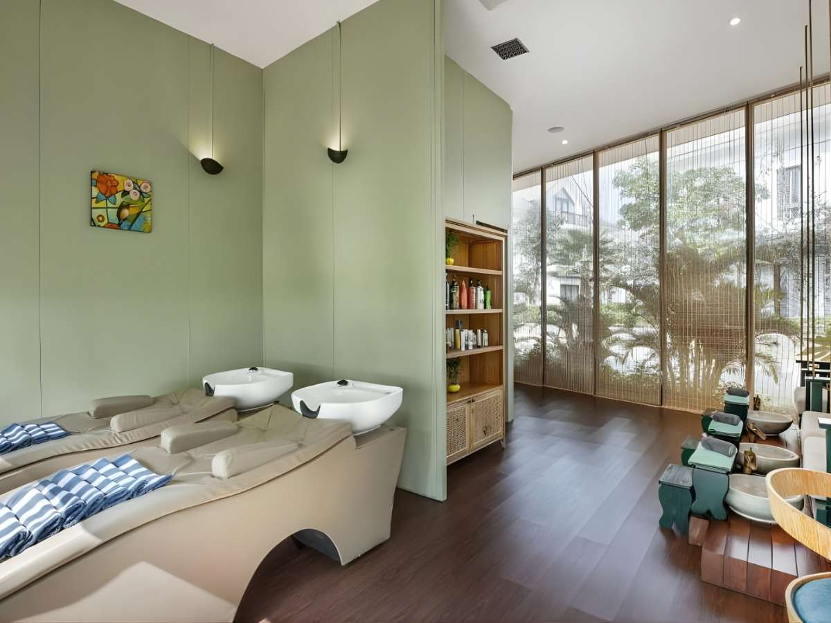 Khu spa và thư giãn tại Sunset Sanato Resort tạo không gian nghỉ ngơi yên tĩnh.