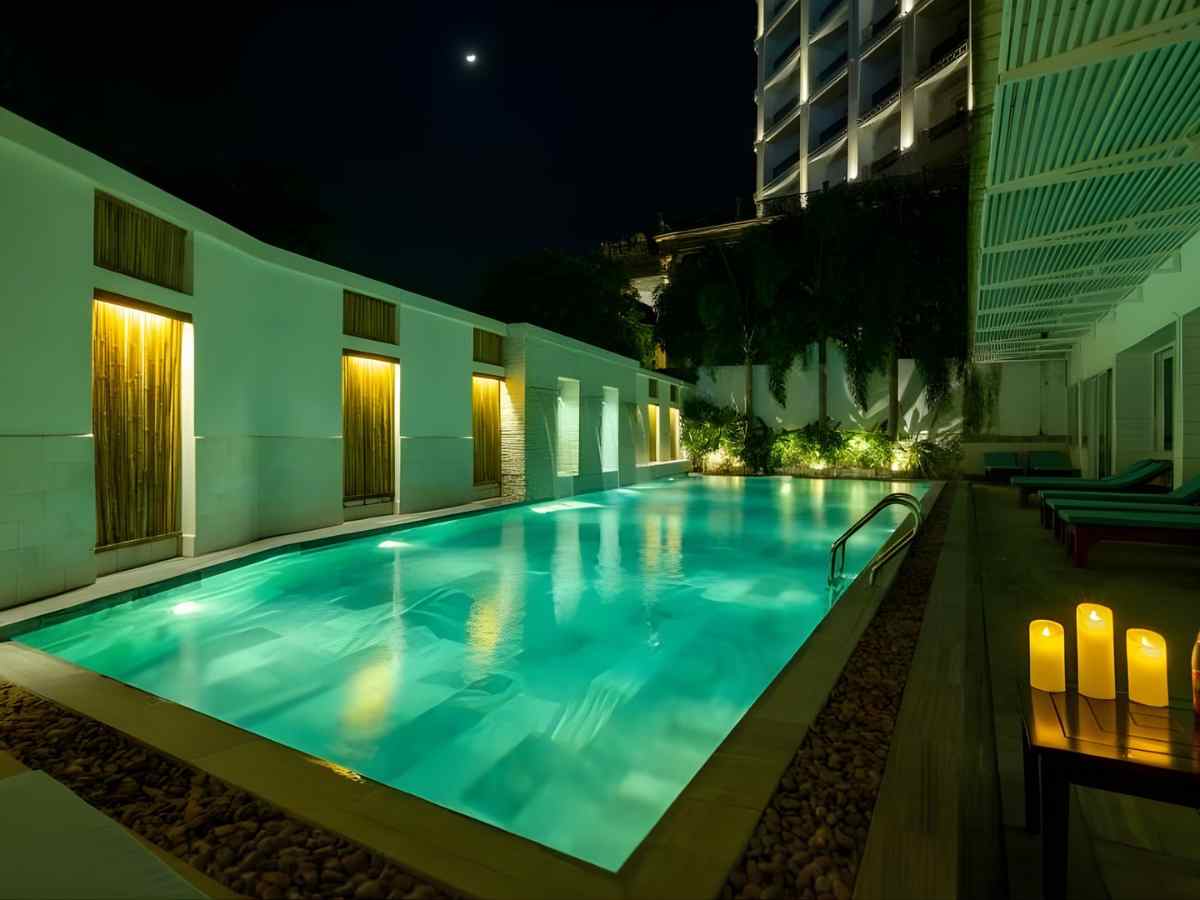 Haya Hotel Phú Quốc tọa lạc trung tâm Dương Đông, thuận tiện tham quan và nghỉ ngơi.