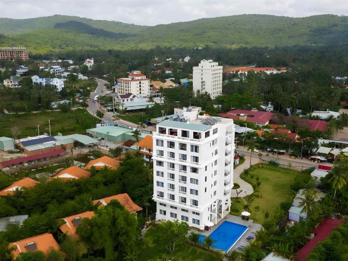 Toàn cảnh Homestead Seaview Phú Quốc với vị trí trung tâm gắn kết đô thị Phú Quốc và thiên nhiên.
