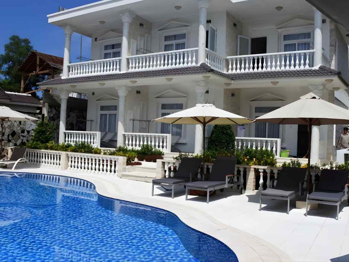 Godiva Villa Phú Quốc nằm trong khu vực yên tĩnh, hài hòa giữa đô thị và biển tại phường Dương Đông.