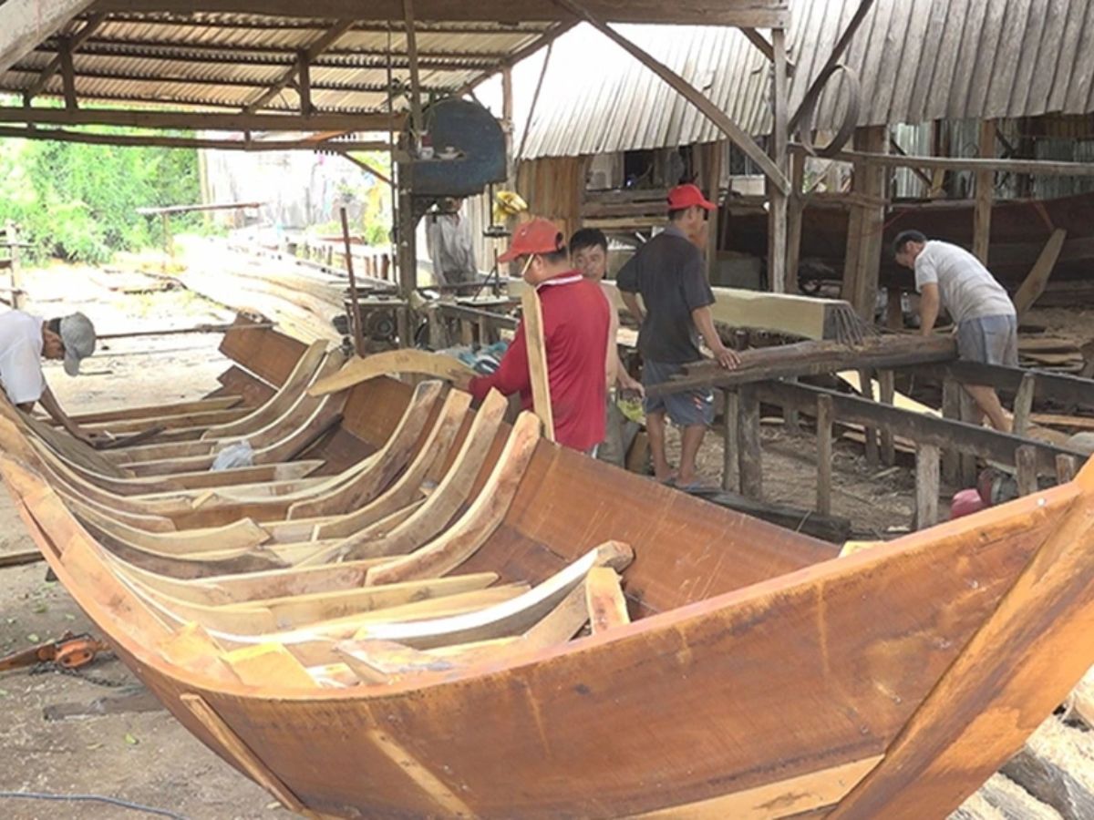 Trải nghiệm không gian làng nghề truyền thống, đặc trưng khu vực miền Tây.