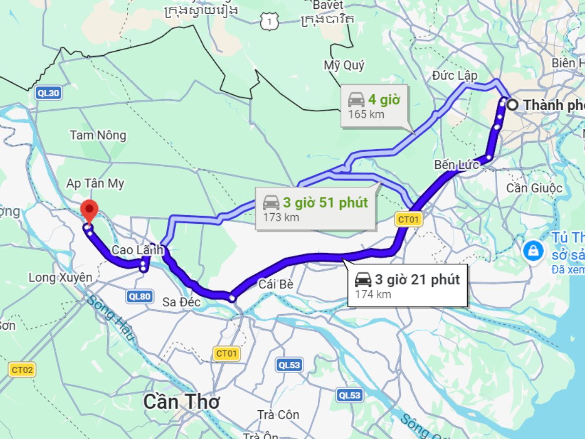 Di chuyển từ TP.HCM đi nhà cổ trăm cột khoảng 180 km.