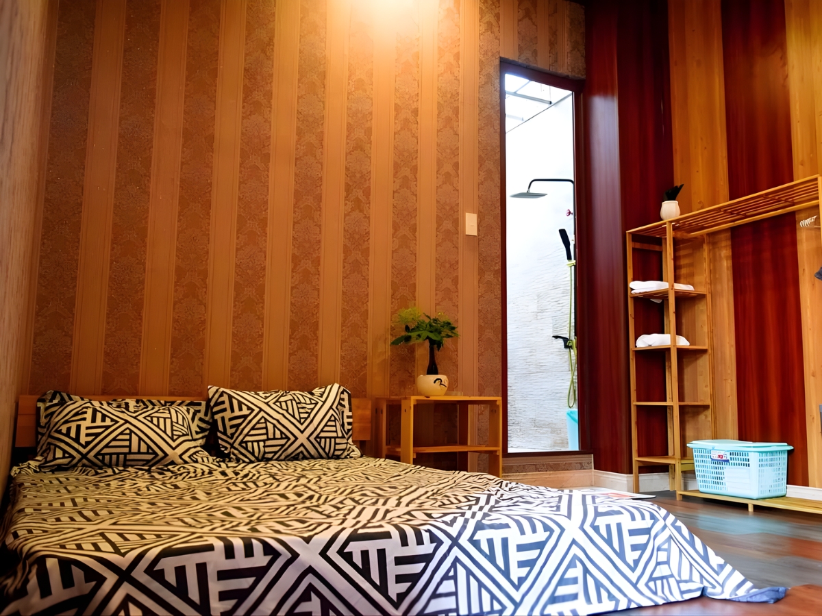 Hà Tiên Homestay được thiết kế với phong cách mộc mạc, gần gũi.
