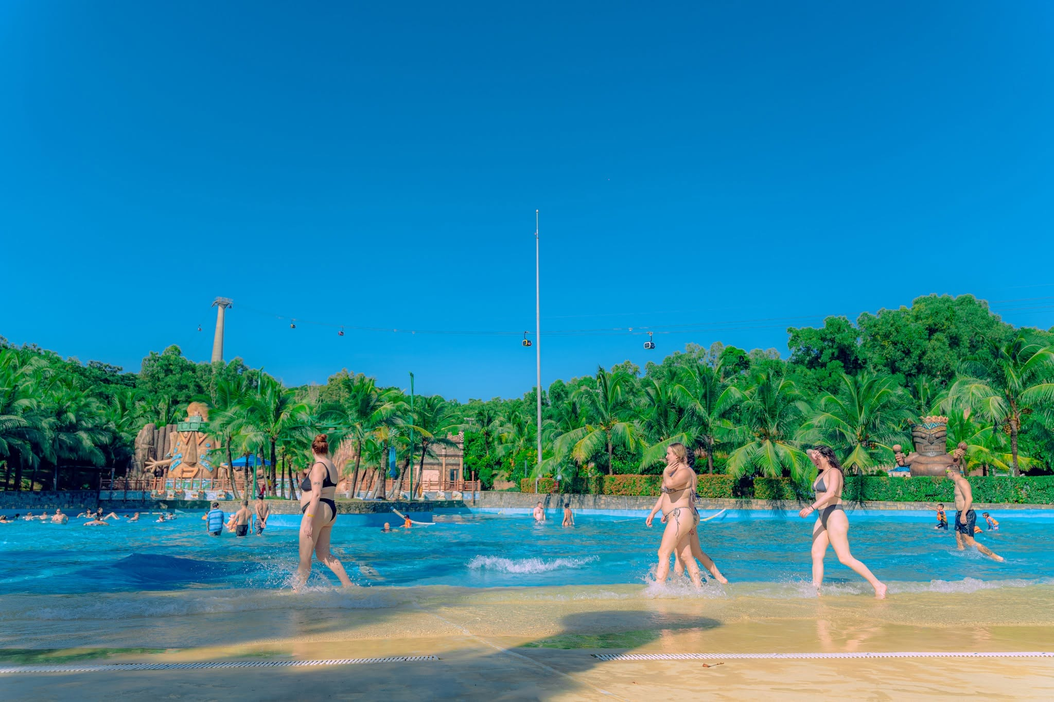Sun World Hon Thom mang đến hành trình kết hợp giữa vui chơi, nghỉ dưỡng và khám phá thiên nhiên Phú Quốc. (Nguồn: Sưu tầm)