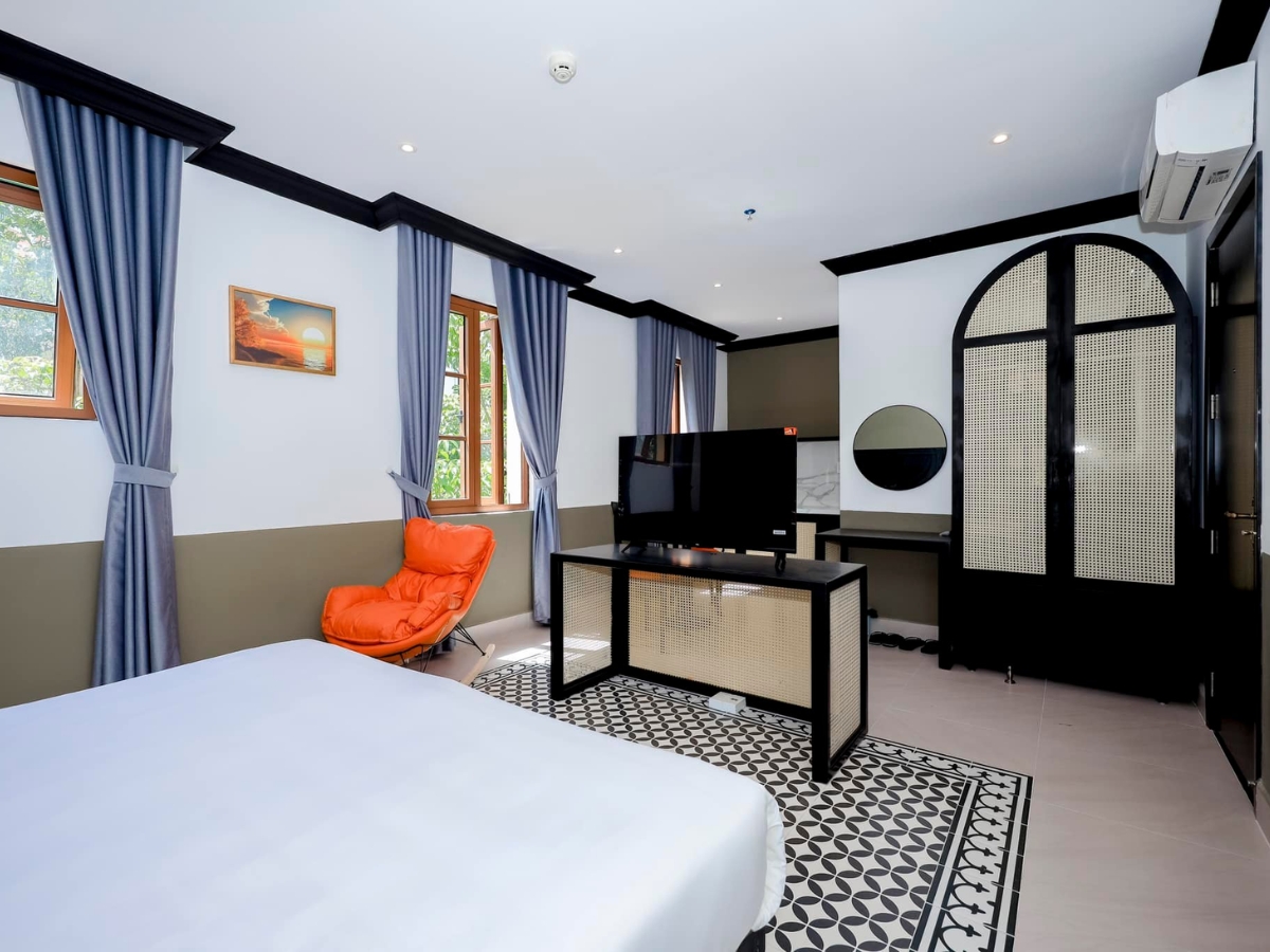 Phòng nghỉ tại Sunset Bay Retreat Hotel được thiết kế hiện đại, đầy đủ tiện nghi.