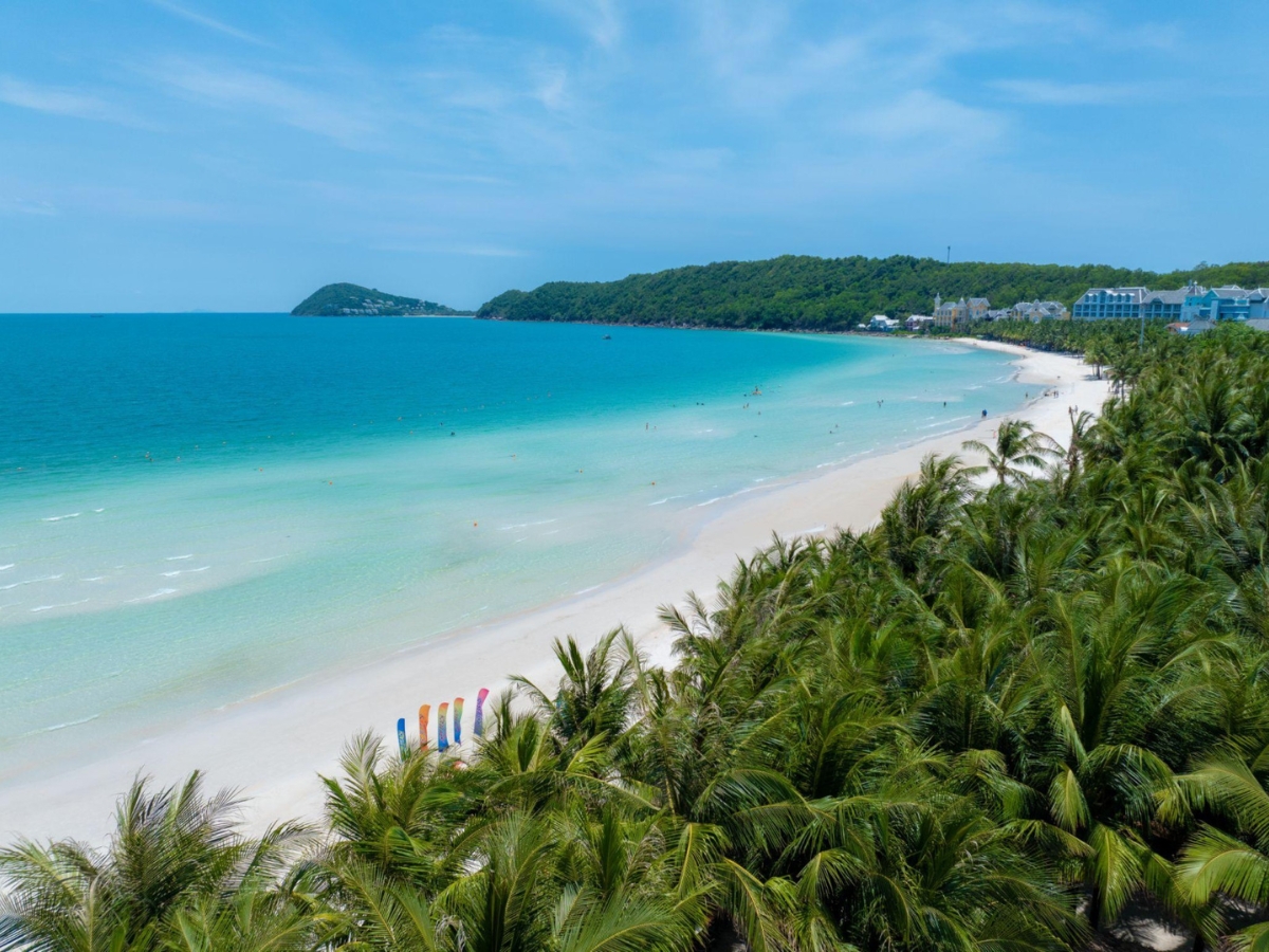 Thời tiết nắng đẹp cùng nền nhiệt ổn định giúp Phú Quốc trở thành điểm đến phù hợp cho các hoạt động biển và nghỉ dưỡng. (Nguồn: Sưu tầm)