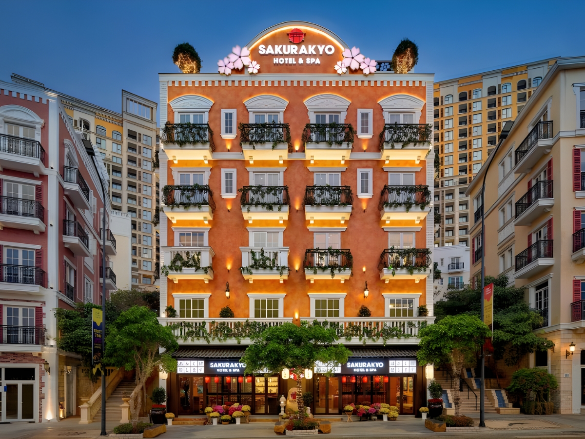 Sakurakyo Hotel & Spa Phu Quoc tọa lạc tại Thị trấn Hoàng Hôn, Phú Quốc. 