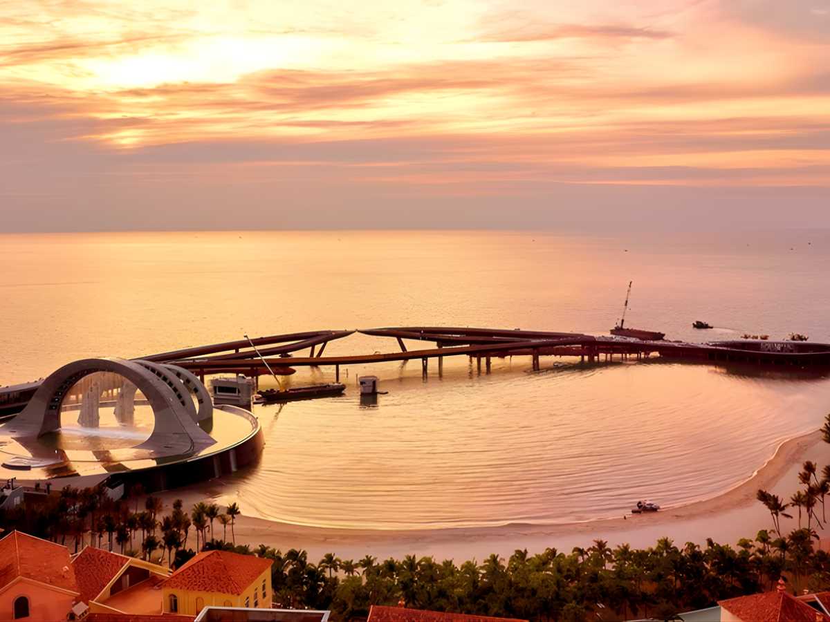 Thị trấn Hoàng Hôn là điểm đến giải trí và check-in với kiến trúc mang cảm hứng Địa Trung Hải.
