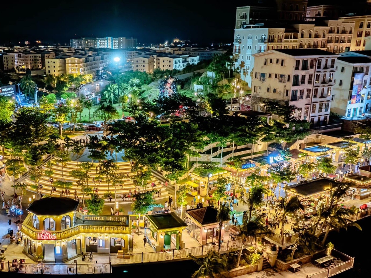 Chợ đêm Vui Phết sôi động với ẩm thực, mua sắm và các chương trình biểu diễn nghệ thuật đặc sắc. (Nguồn: Sưu tầm)