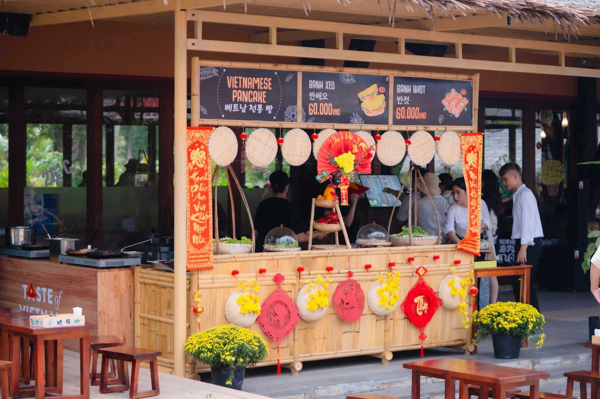 Hệ thống nhà hàng tại Sun World Hon Thom mang đến nhiều lựa chọn ẩm thực phù hợp với đa dạng nhu cầu của du khách. (Nguồn: Sưu tầm)