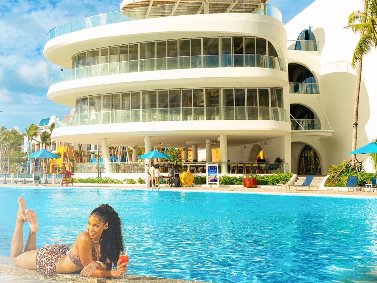 Santo Beach Club sở hữu nhiều góc chụp ấn tượng, từ hồ bơi rộng lớn đến kiến trúc độc đáo, thu hút các tín đồ mê sống ảo. (Nguồn: Sưu tầm)