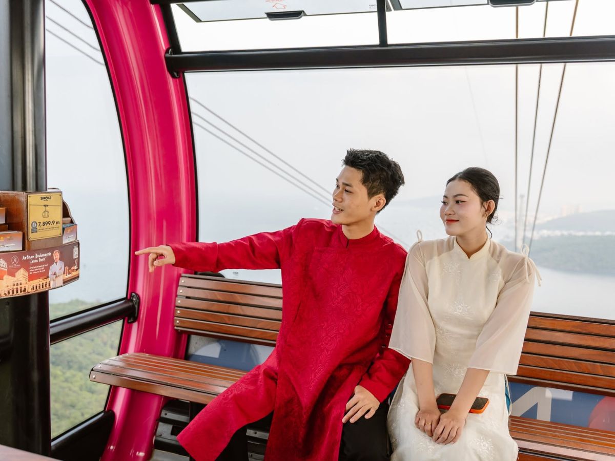 Trải nghiệm cáp treo Hòn Thơm, chiêm ngưỡng toàn cảnh quần đảo An Thới từ trên cao và tận hưởng vẻ đẹp độc đáo của biển đảo Việt Nam. (Nguồn: Sưu tầm)