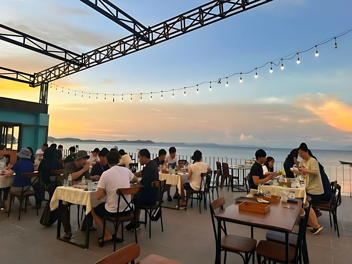 Bắc đảo riêng tư yên tĩnh, Nam đảo dịch vụ tiện nghi đầy đủ
