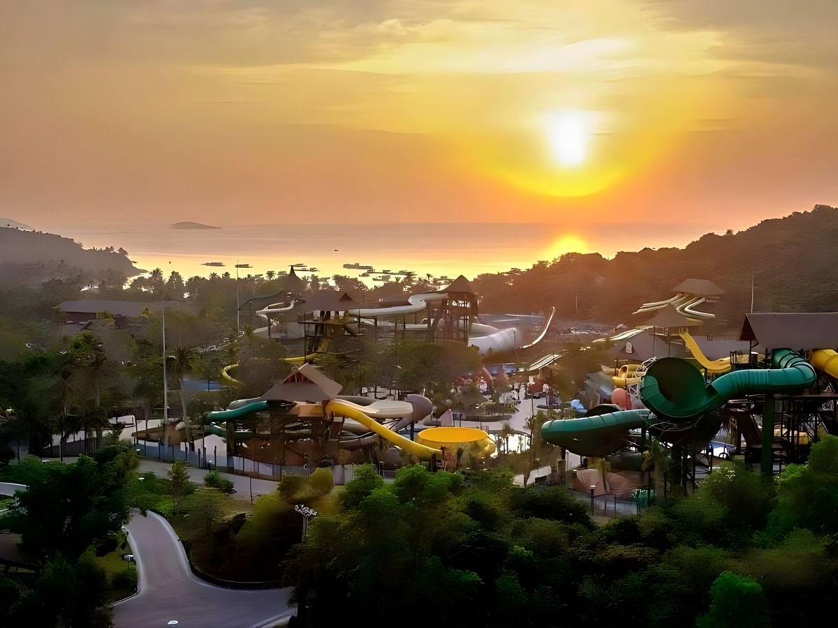 Sun World Hon Thom cáp treo dài nhất và công viên nước Aquatopia