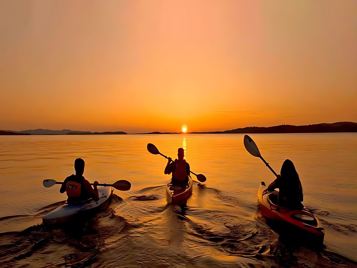Biển Phú Quốc phân vùng sóng khác nhau, phù hợp từng trải nghiệm kayak