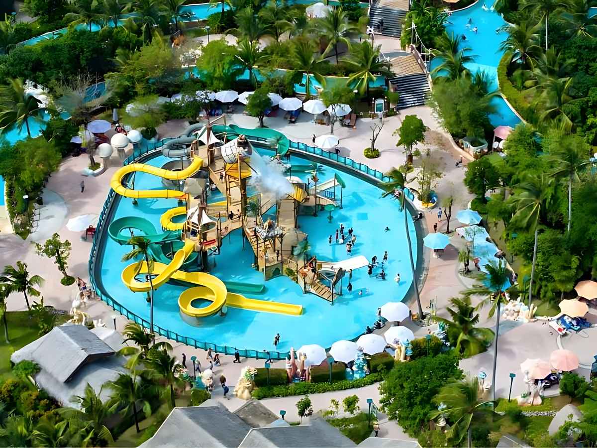 Công viên nước Aquatopia Hòn Thơm rộng hơn 8 ha, thiết kế hiện đại giữa biển xanh cát trắng