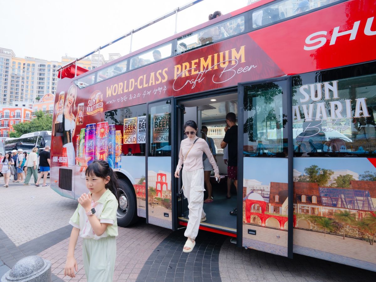 Xe đưa đón (shuttle) tiện lợi theo khung giờ resort đến nhà ga cáp treo