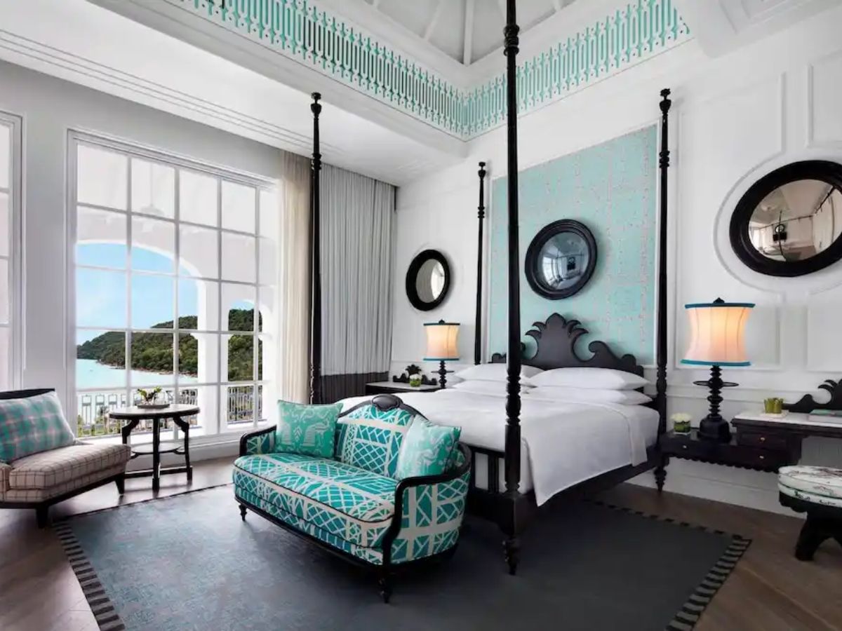 JW Marriott Phu Quoc Emerald Bay tọa lạc tại bãi Khem mang vẻ đẹp bình yên