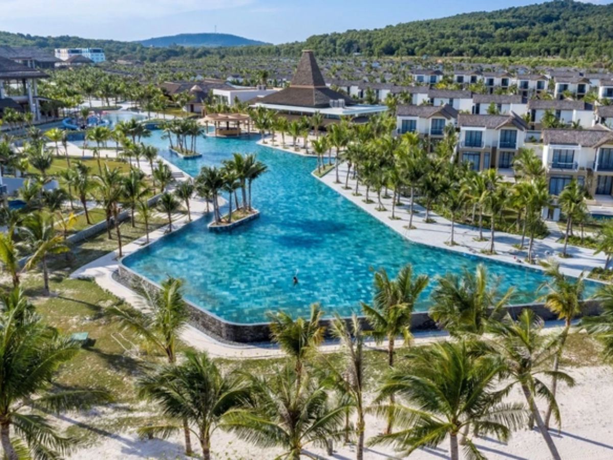 New World Phu Quoc Resort cung cấp các villa riêng tư với hồ bơi riêng