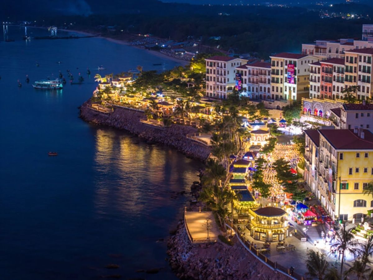 Sunset Town là trung tâm giải trí hiện đại tại Nam đảo Phú Quốc
