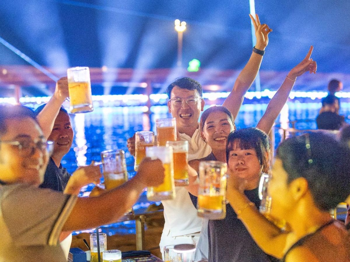 Du khách có thể thưởng thức nhiều dòng bia tại Sun Bavaria GastroPub