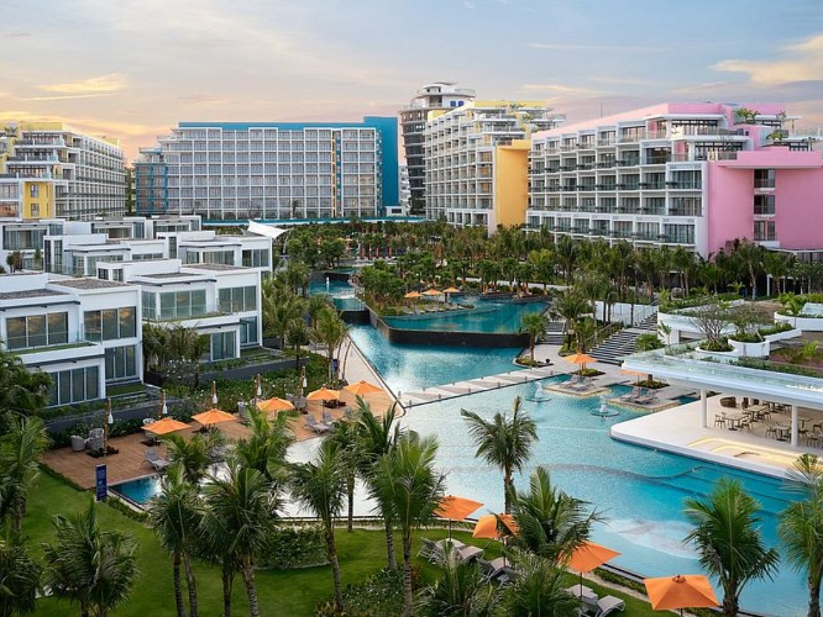 Premier Residences Phú Quốc nằm dọc bãi Khem Phú Quốc