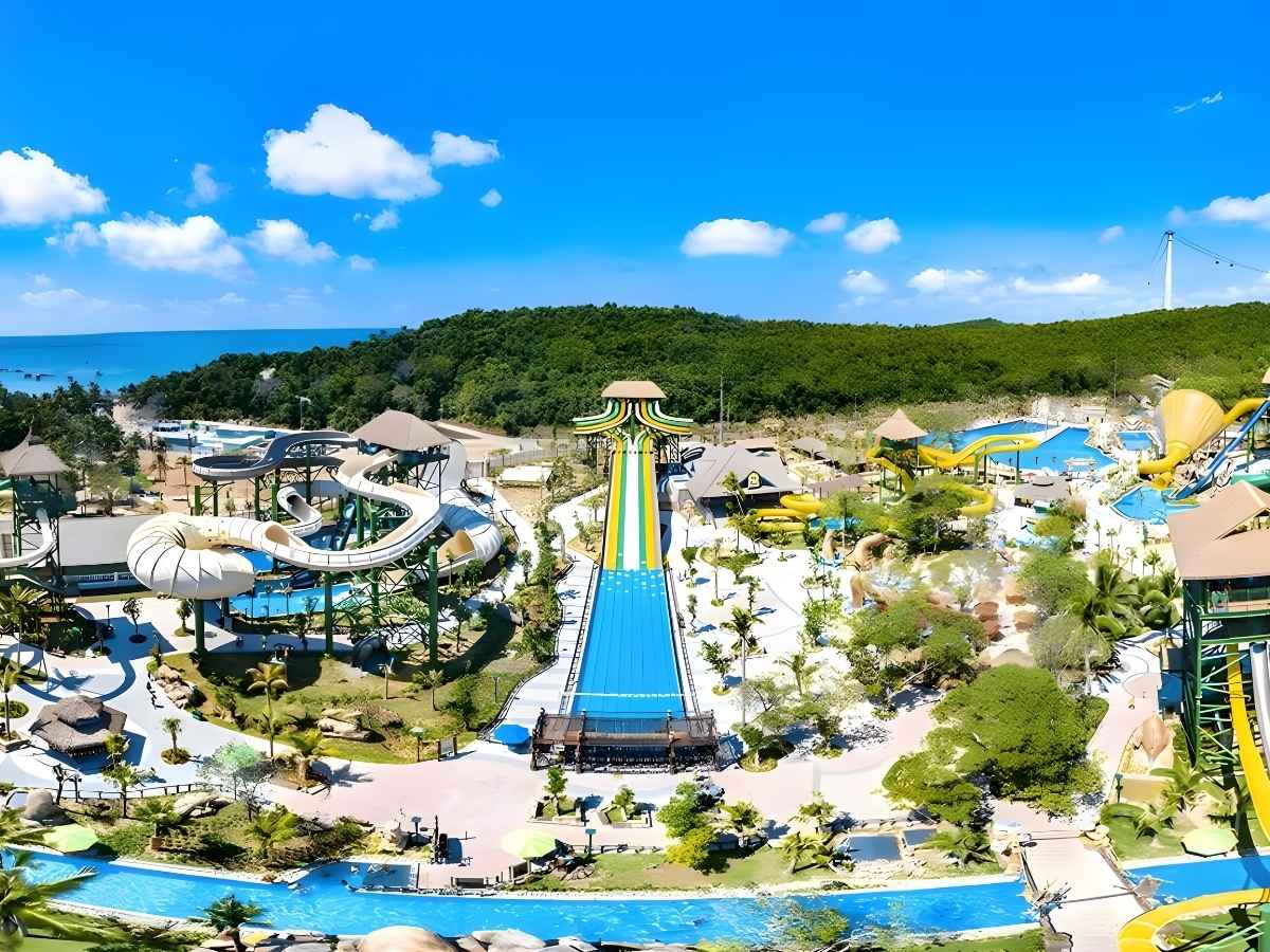 Bắt đầu hành trình khám phá Sun World Hon Thom sôi động